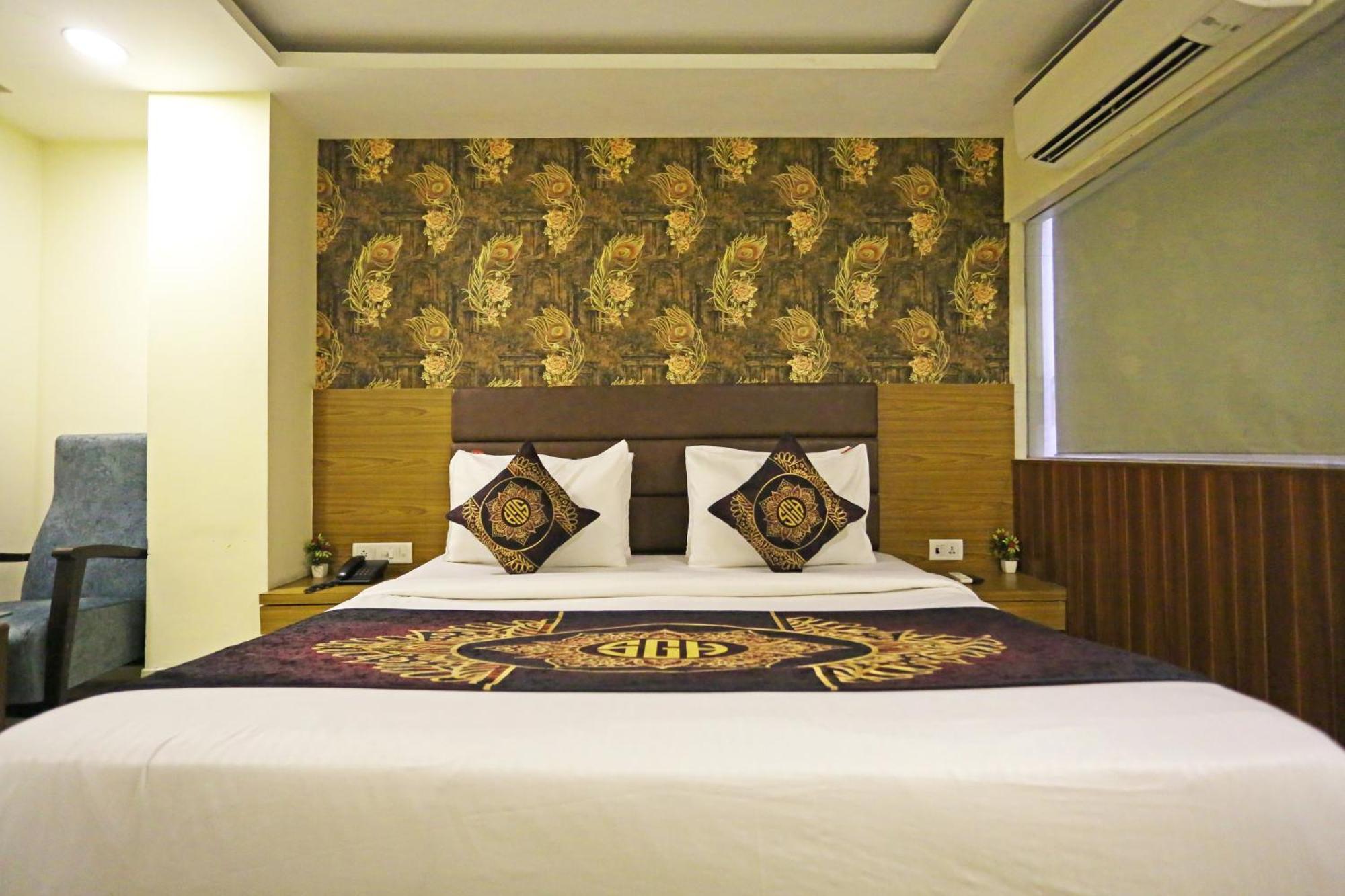 Hotel D'Capitol - Delhi Airport Nuova Delhi Esterno foto